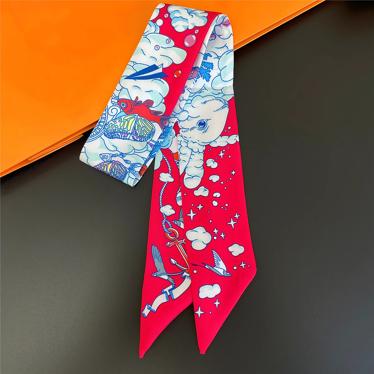 2024 Design Flying Fish Scarf Women Luxury Brand Silk Scarf Fashion Foulard Skinny Bag Scarves Hair Headband Neckerchief