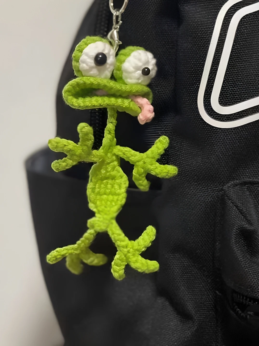 pingente-de-sapo-palhaco-tricotado-a-mao-material-para-croche-diy-chaveiro-pingente-fofo-para-casais-e-melhores-amigos
