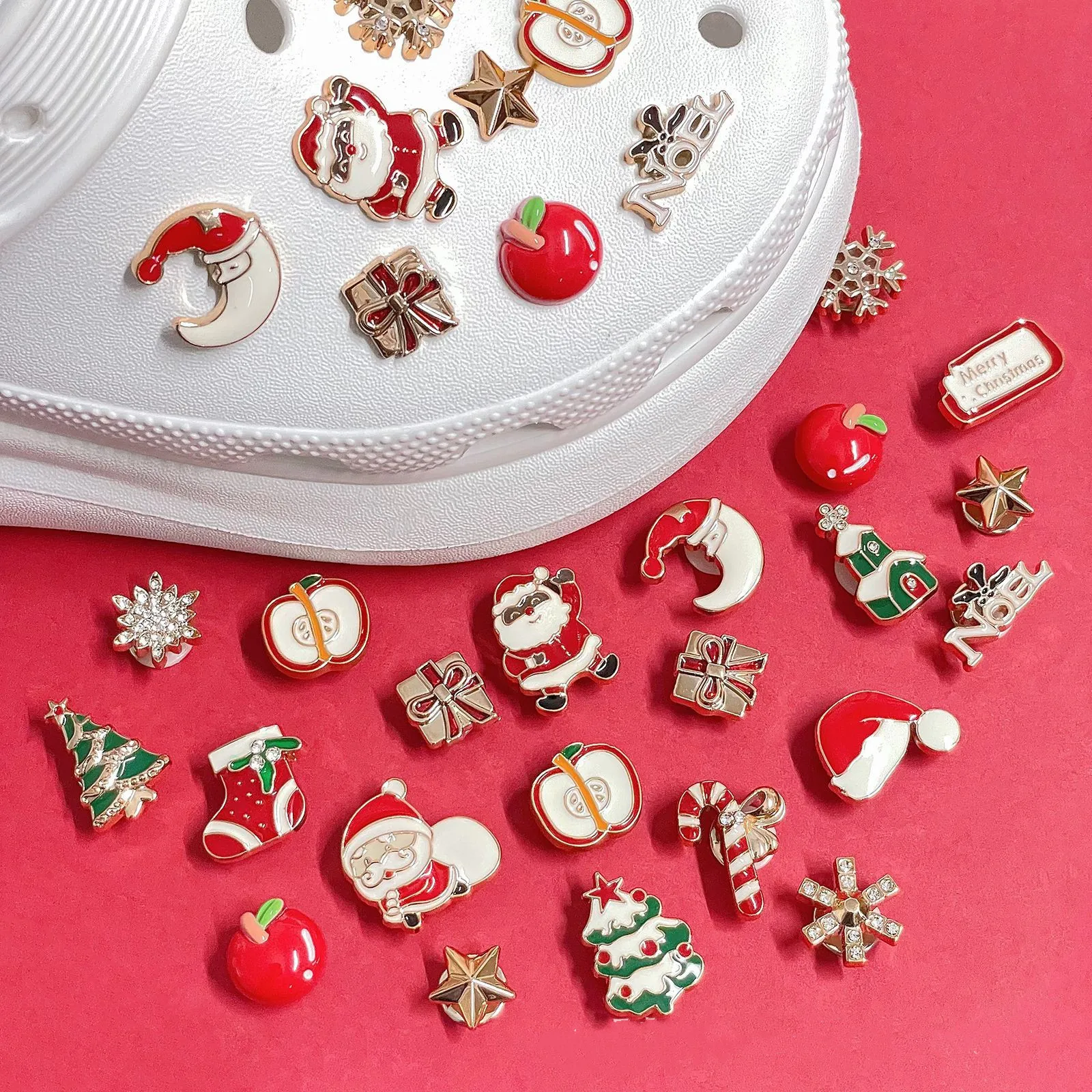 Cartoon Christmas Series Hole Shoe Charms Accessories Shoe Buckle Christmas Tree Apples 3D Shoes Flower DIY Shoes Decorations