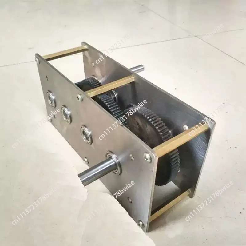 DIY Hand Crank Generator Gearbox Customizable Speed Control for Wind Hydro Power Transmission Gear Set