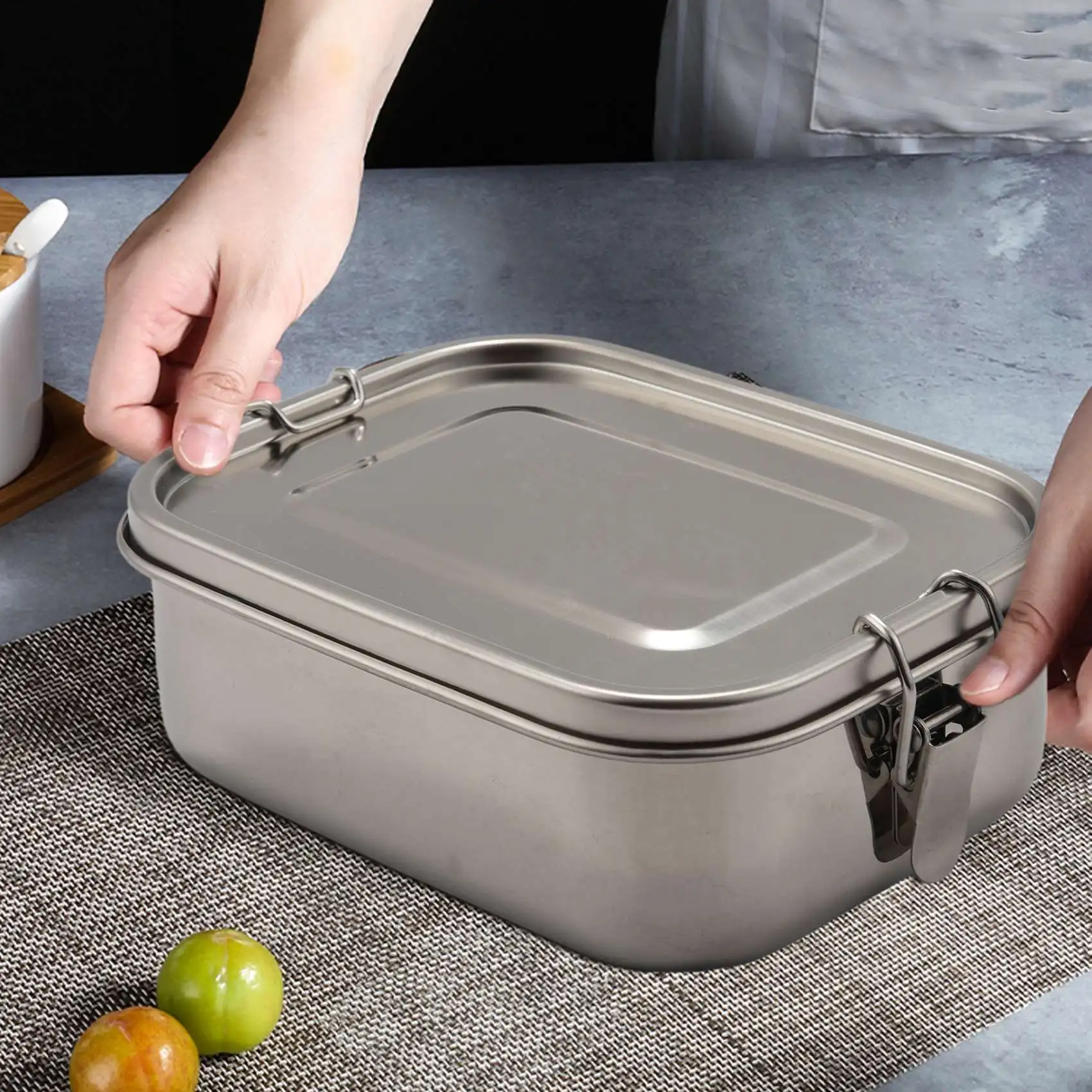 Stainless Steel Lunch Food Container with Lock Clips and Leakproof Design 800ML Bento Boxes Lunch Container for Kids or Adult