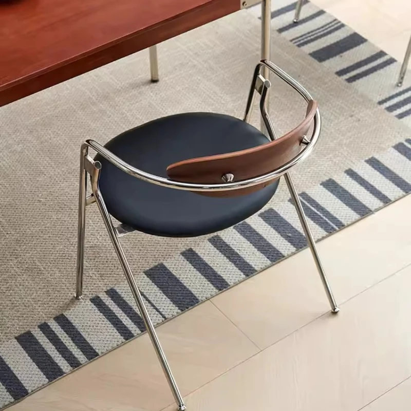 

Скандинавский ретро-стул для столовой, минималистичный, с металлическим каркасом, спинкой и сиденьем, компактный стул для кухни и кафе, прочный офисный стул из нержавеющей стали