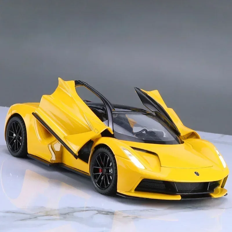 1:24 Lotus Emira Alloy Car Model High Simulation Diecast Metal Sports Vehicle Model Sound and Light Collection Children Toy Gift