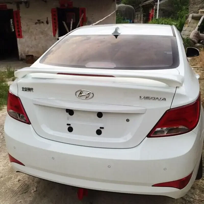 ABS Material Car Rear Wing Primer  Rear Spoiler For Hyundai Verna Spoiler Rear Wing Spoiler With Led Light