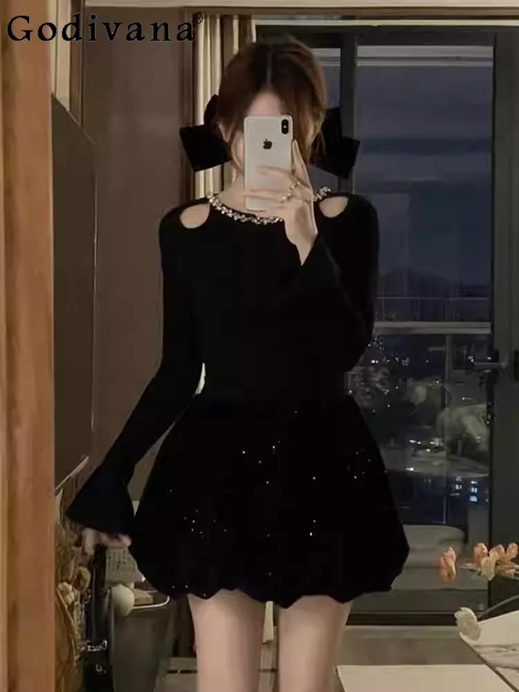 

Осеннее модное платье большого размера с открытыми плечами и длинными рукавами для девочек, универсальные черные короткие платья трапециевидной формы с высокой талией, уменьшающие возраст