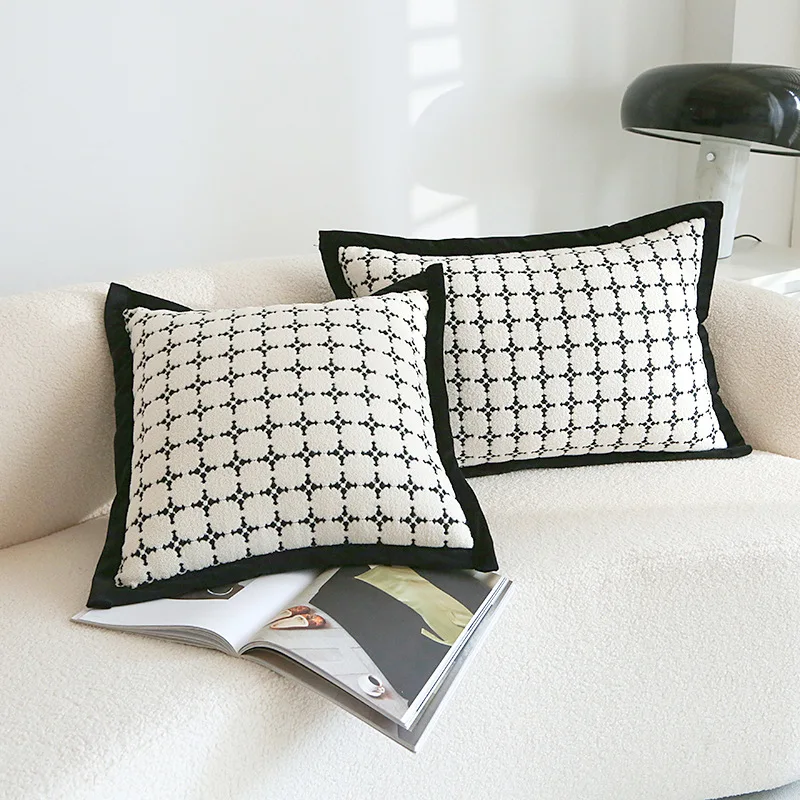 1Piece Zebra Facial Embroidery Cushion Cover Modern Decorative Pillow Covers Black White Sofa Cushion Cover Living Room Bedroom