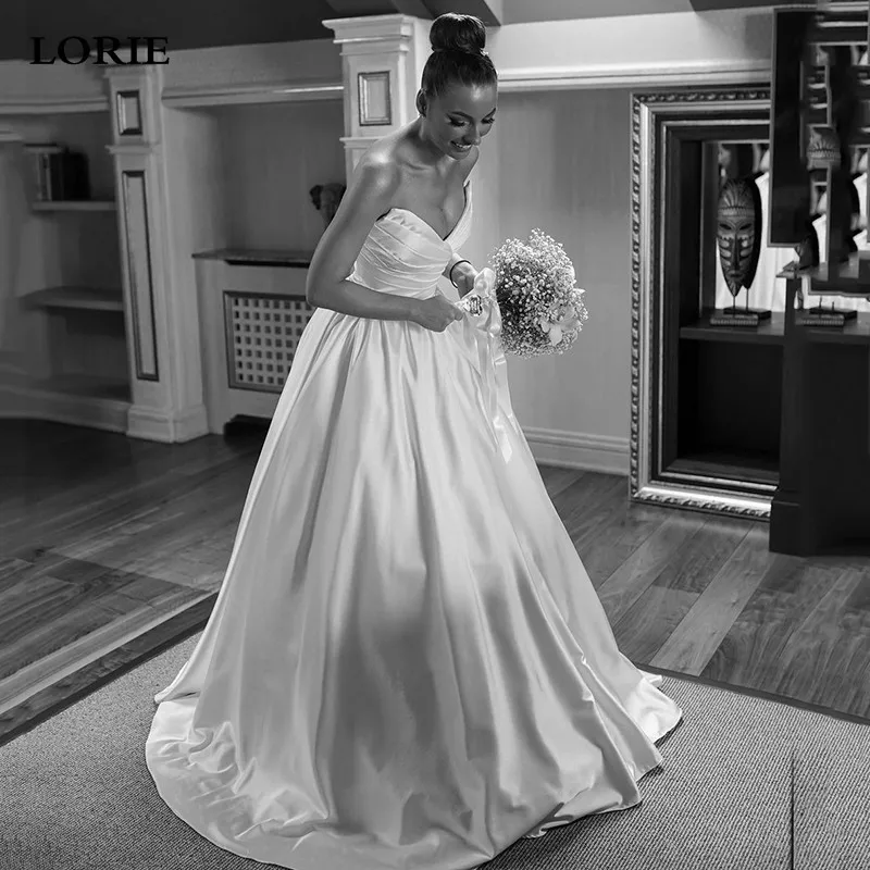 

LORIE Princess Wedding Dress Sexy Strapless Satin Pleats Bride Dresses Pleats V Neck Wedding Party Dress Long Train 2022