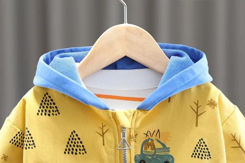 0-4 years old autumn new fashion cute car baby suit boys and girls long-sleeved striped three-piece children\'s sports suit