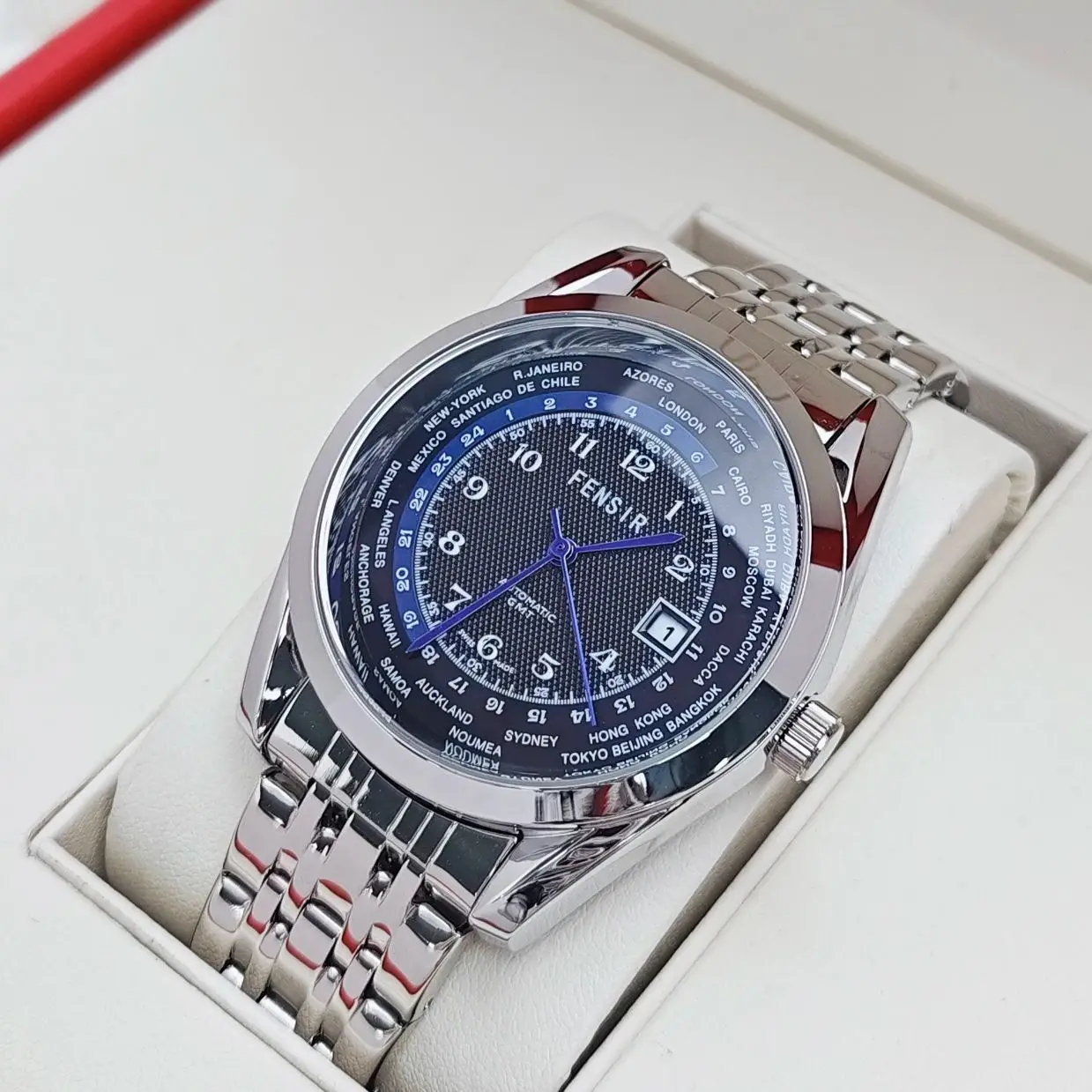 

Высококлассные деловые мужские часы с арабскими цифрами, календарем, водонепроницаемым стальным ремешком, модные, повседневные, простые, стильные, красивые кварцевые часы для мужчин