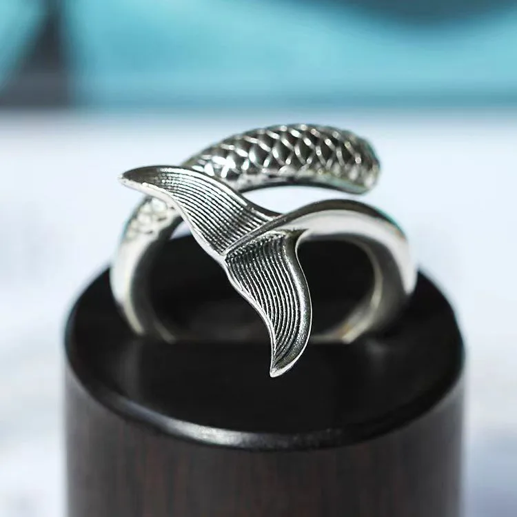 

Do Old Style Silver Color Fine Carving Fish Tail Scale Texture UNISEX Festival Jewelry Versatile Ring Fashion Jewelry Accessorie