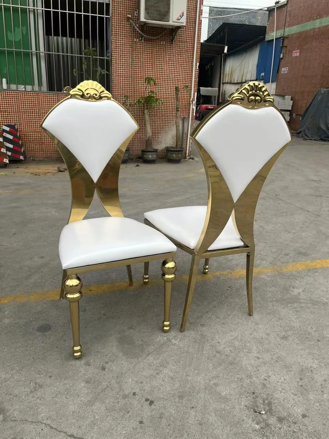 

New Arrival Gold Stainless Steel Restaurant Chair Velvet Upholster Dining Chair For Hotel Restaurant Home