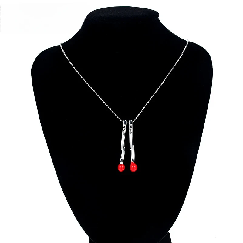 Fun and Cute Style Bright Silver Color Red Drip Glue Match Necklace Unisex High-end Casual Daily Versatile Jewelry Necklace