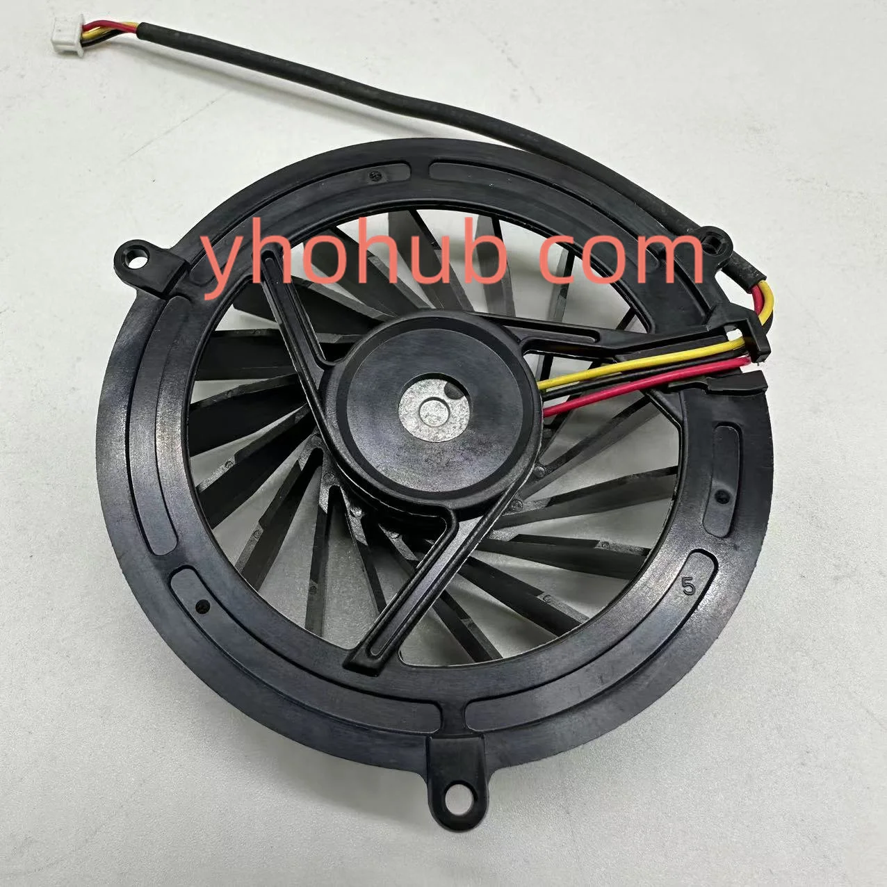 UDQF2RH52CF0 DC 5V 0.34A 3-wire Server Cooling Fan