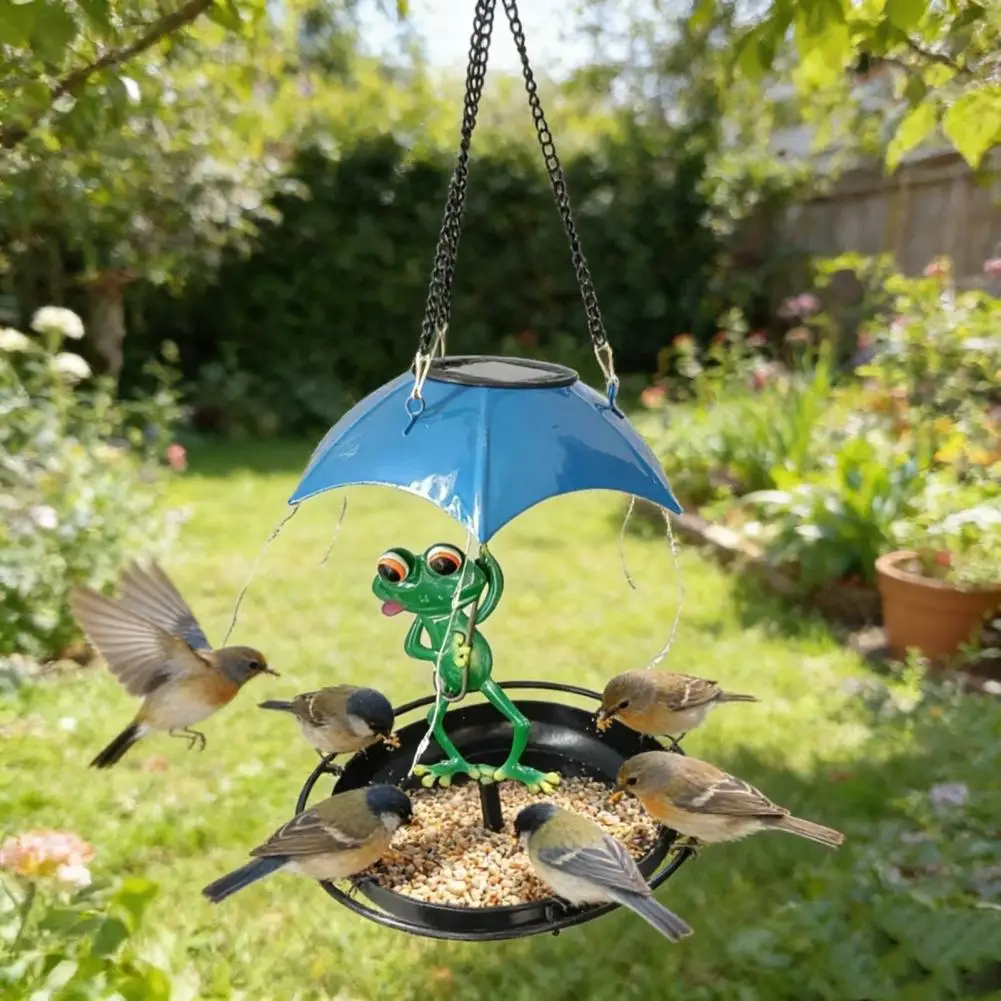 Outdoor Bird Feeder Solar Bird Feeder with Led Light Outdoor Garden Decoration Frog Figurine Dwarf Holding Umbrella Backyard