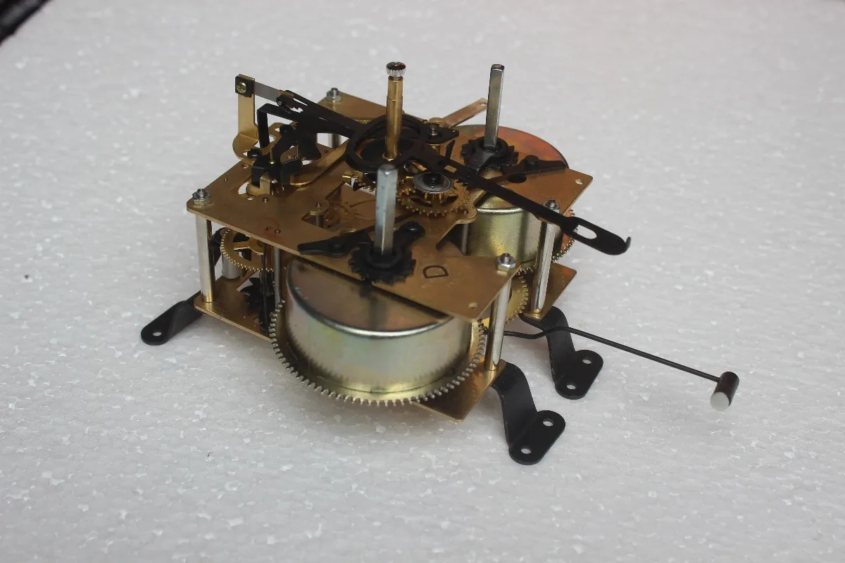 Old-fashioned Clock Movement Wall Clock Accessories Mechanical Clock Repair Clockwork Clock Movement Travel Time Assembly
