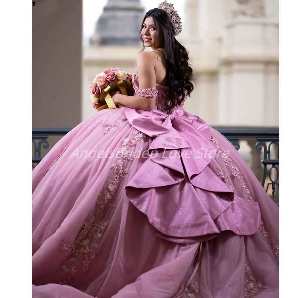 Angelsbridep Personalizzato Rosa A File Abito di Sfera Abiti stile Quinceanera Fiori 3D 2025 Abiti da Sera Formale Del Partito Abiti da 15 Años