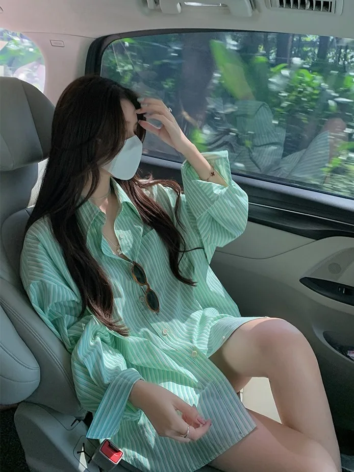 Camisas de manga larga para mujer, ropa de encaje Floral ajustada para otoño, femenina, elegante, cómoda, juvenil, diaria, para oficina y vacaciones