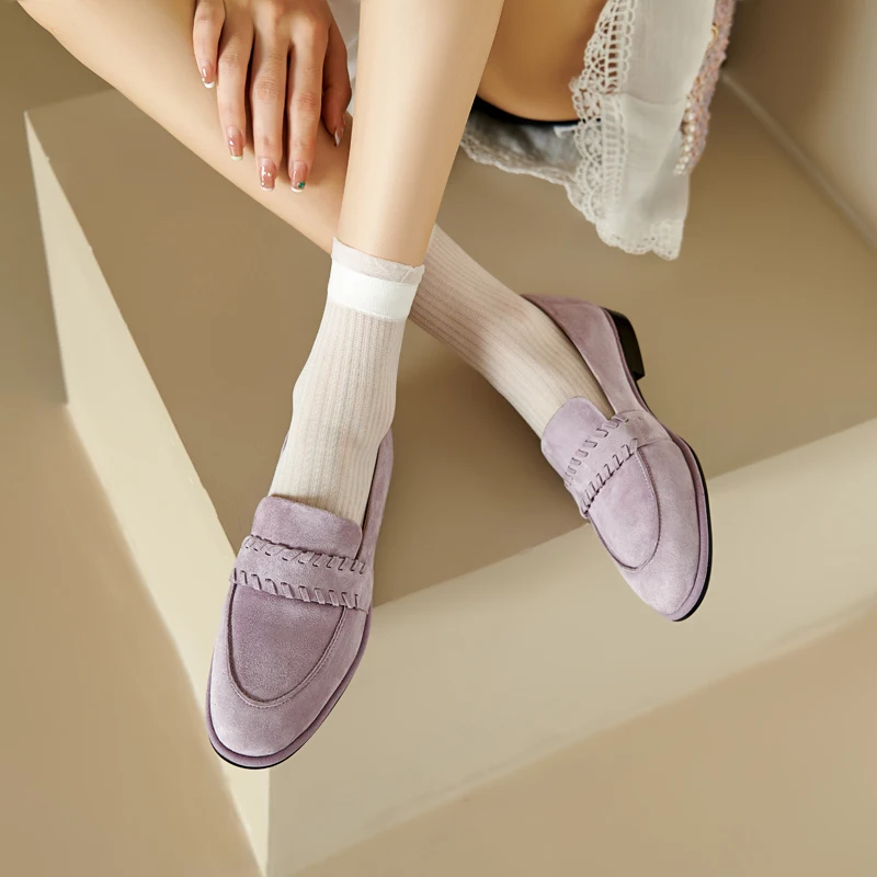 حذاء بدون كعب كاجوال للنساء من جلد الغزال بلون سادة سهل الارتداء بمقدمة مستديرة حذاء مسطح للسيدات