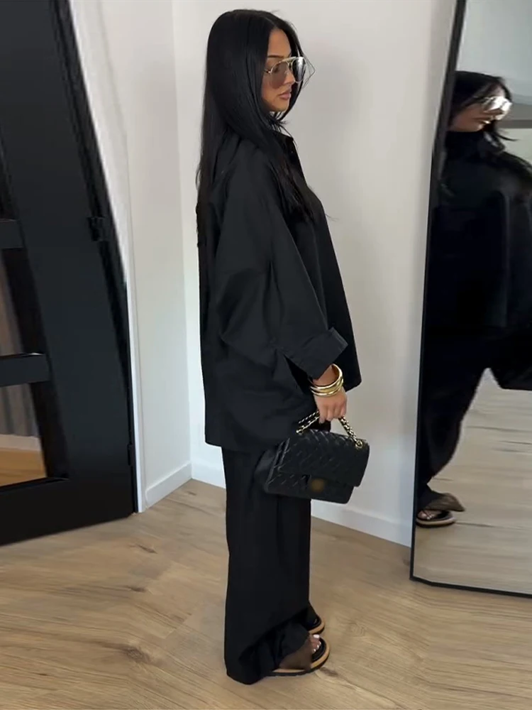 Elegante Damen-Hosenanzüge mit Revers: Oversized Hemd, Langarm-Bluse mit Knopfleiste, Weite Hose, Schickes Einfarbiges Outfit – Detail 15