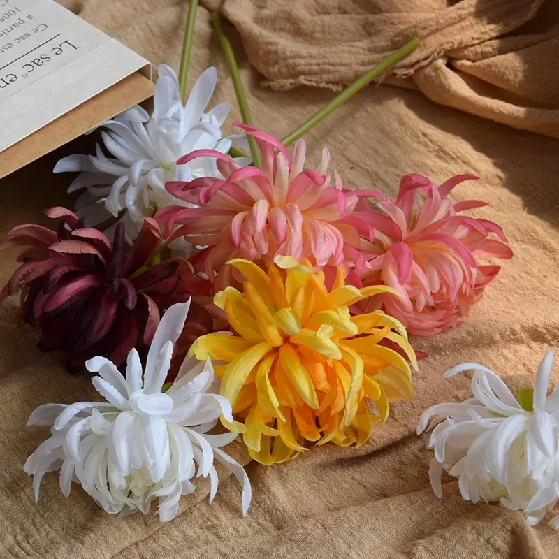 15/20 Stück Simulierte Krabbenklauen-Chrysanthemen Seiden-Gelbe Blumen Künstliche Chrysanthemenzweige Kunstblumen Hoteldekoration – Detail 17