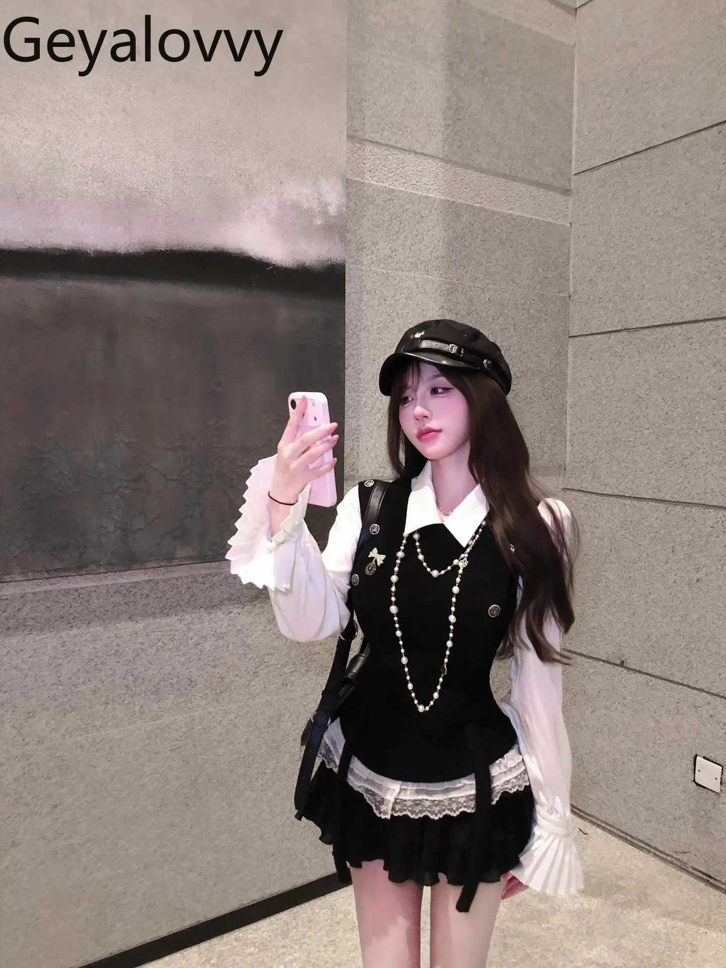 

Универсальный тонкий жилет во французском стиле для девочек, рубашка с длинными рукавами и короткая юбка с высокой талией, осенне-зимний комплект из трех предметов