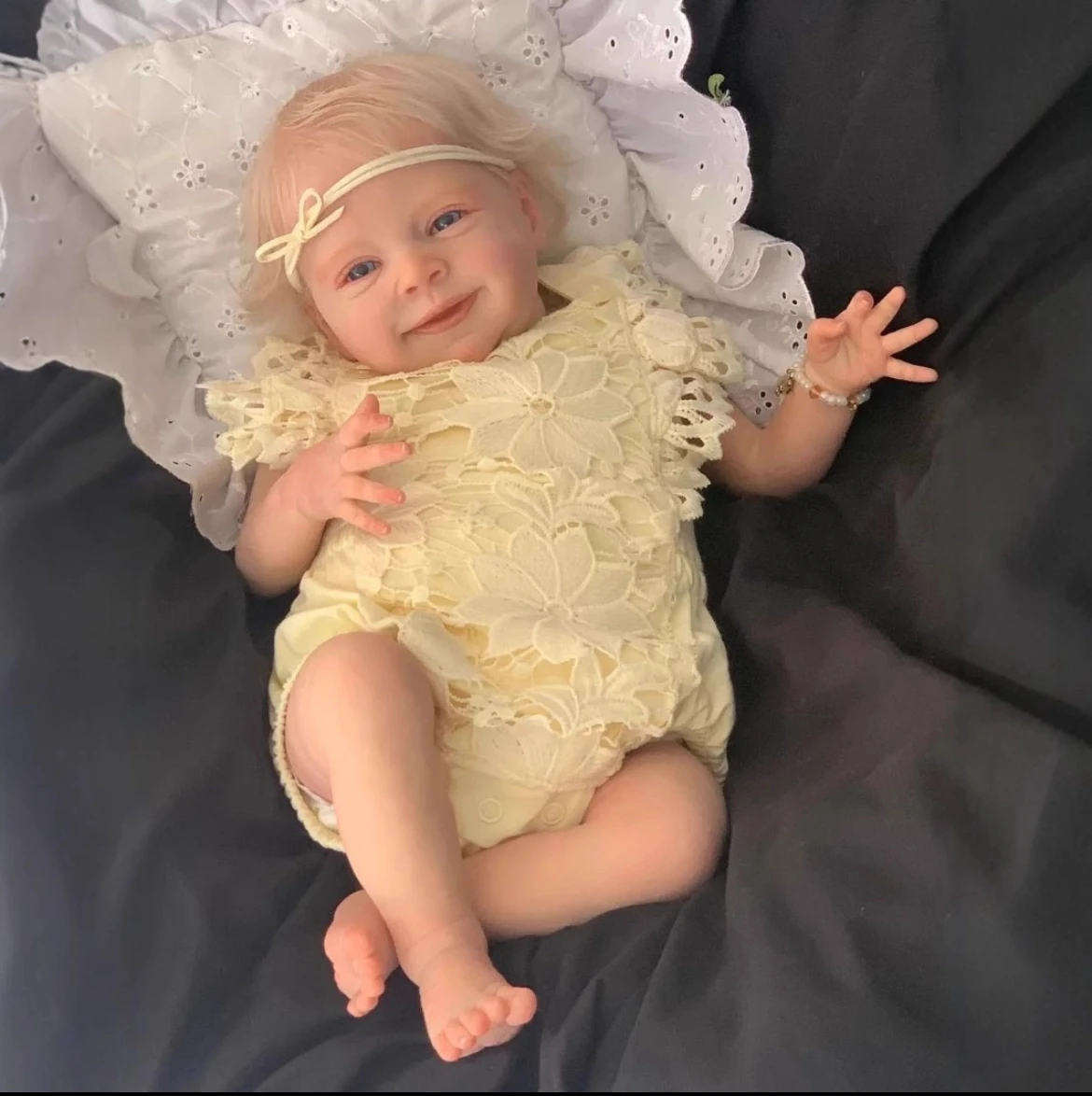 19-calowa realistyczna lalka Reborn - wykwintna ręcznie robiona lalka artystyczna z trójwymiarową teksturą skóry, wkręconymi włosami i widocznymi żyłkami