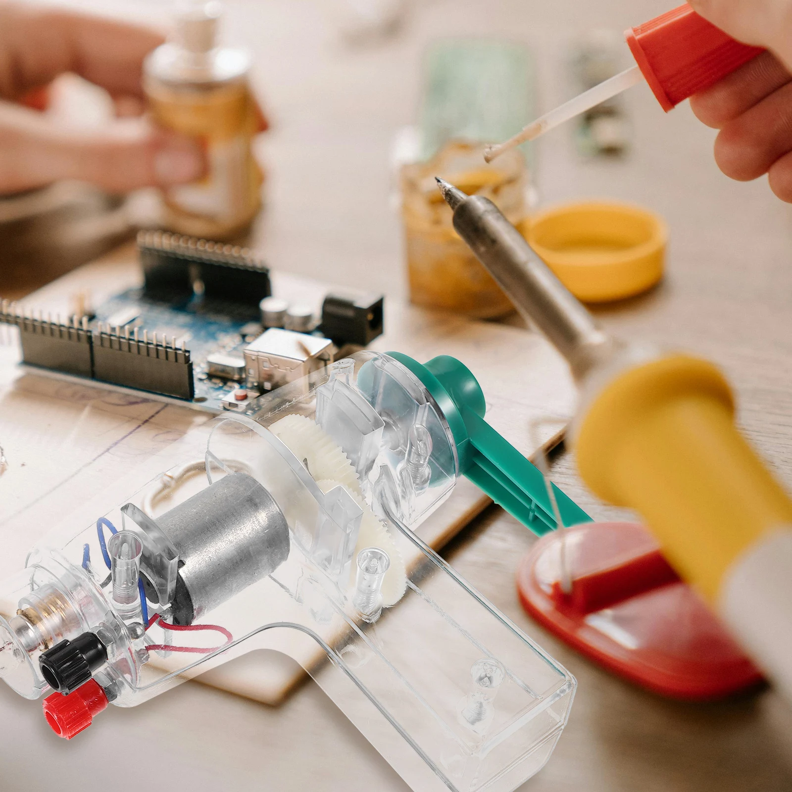 

Hand Crank Generator Multi-Functional Physics Experiment Equipment for and Portable