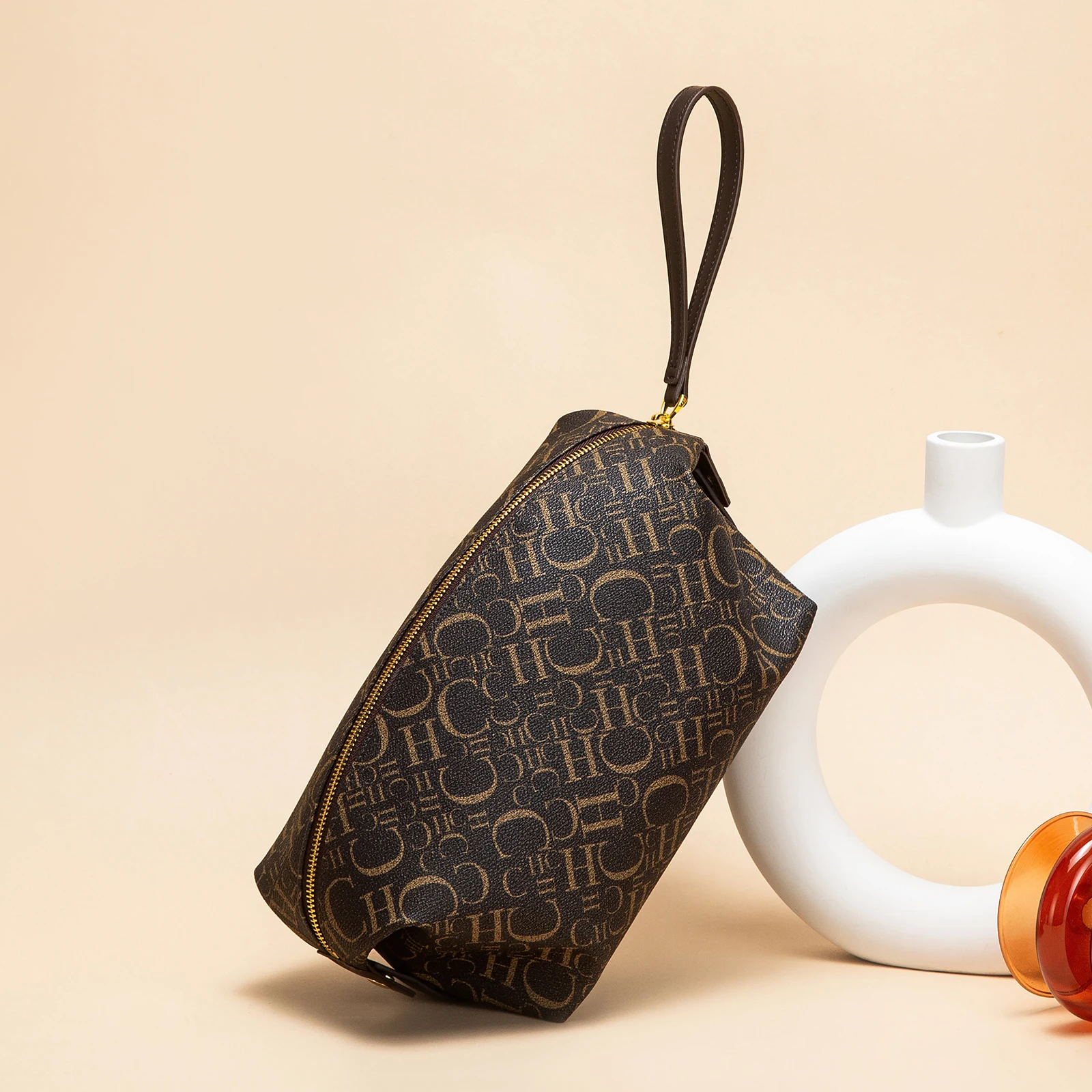 CHCH Women's Coffee Letter Print Makeup Bag, PVC Leather Cosmetic Pouch with Zipper Closure, Fashion Travel Organizer