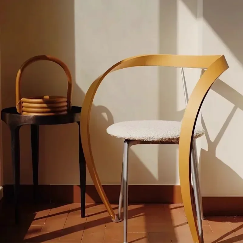 Casual streamer chair Internet celebrity Italian minimalist designer medieval metal wood color