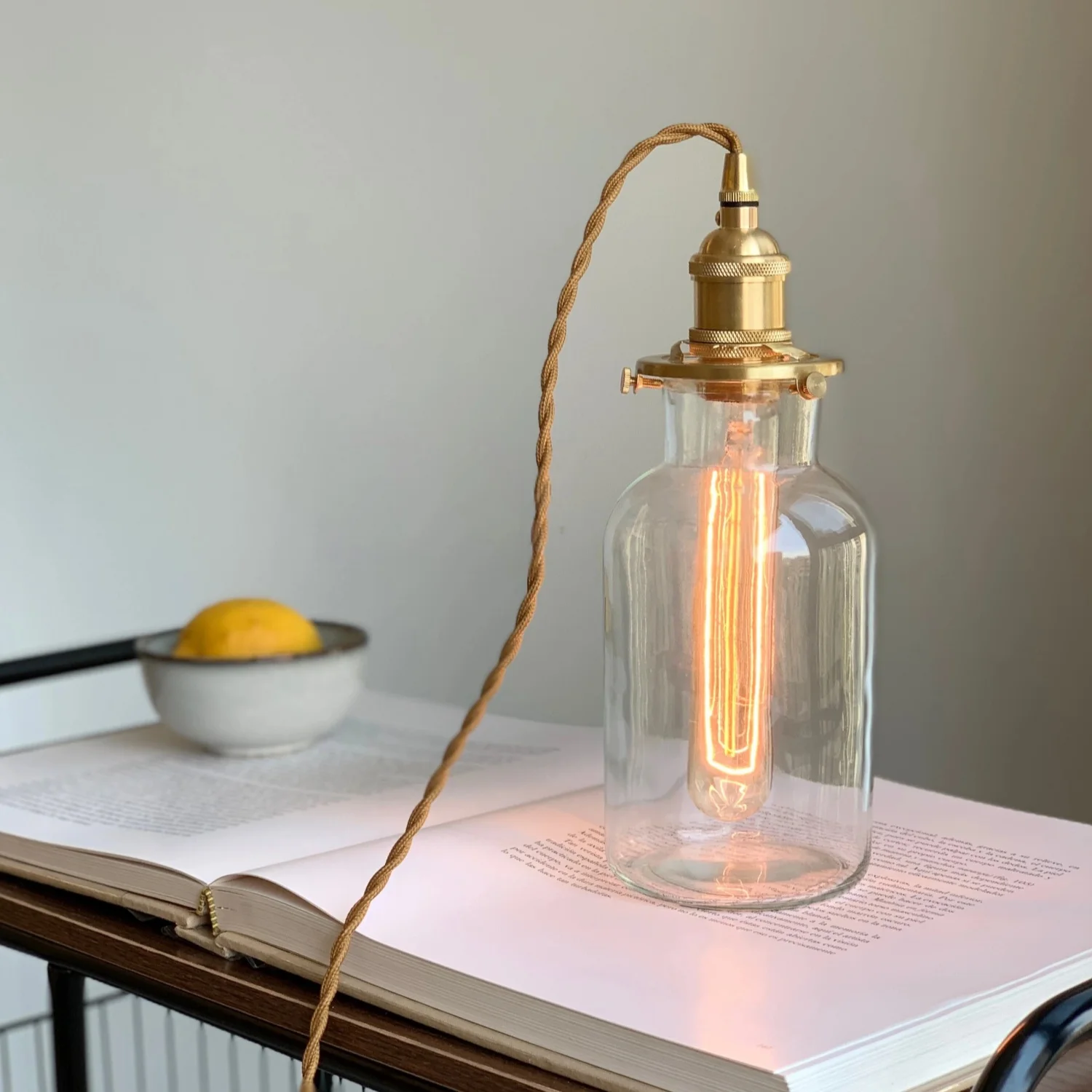 

Vitage Bottle Glass Lampshade 220v E27/E14 Design Pendant Light Retro Restaurant Living Room Indoor Home Light Above The Table