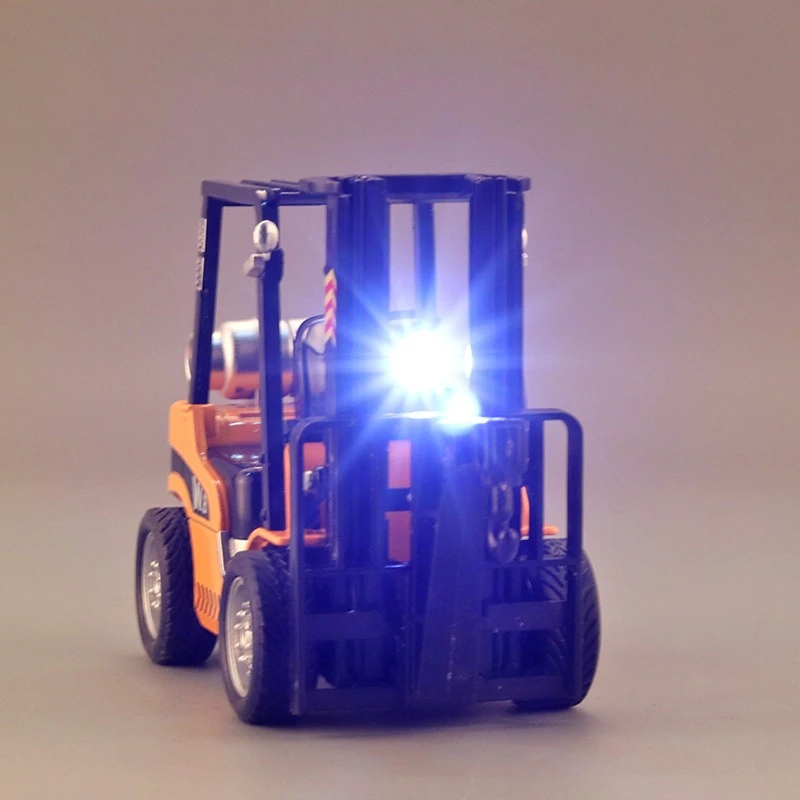 รถยกเครนของเล่นโมเดลรถบรรทุกโลหะหล่อขึ้นรูปขนาด 1:24 พร้อมเสียง ไฟ และระบบดึงหลัง ปรับระดับได้ รุ่นรถวิศวกรรม