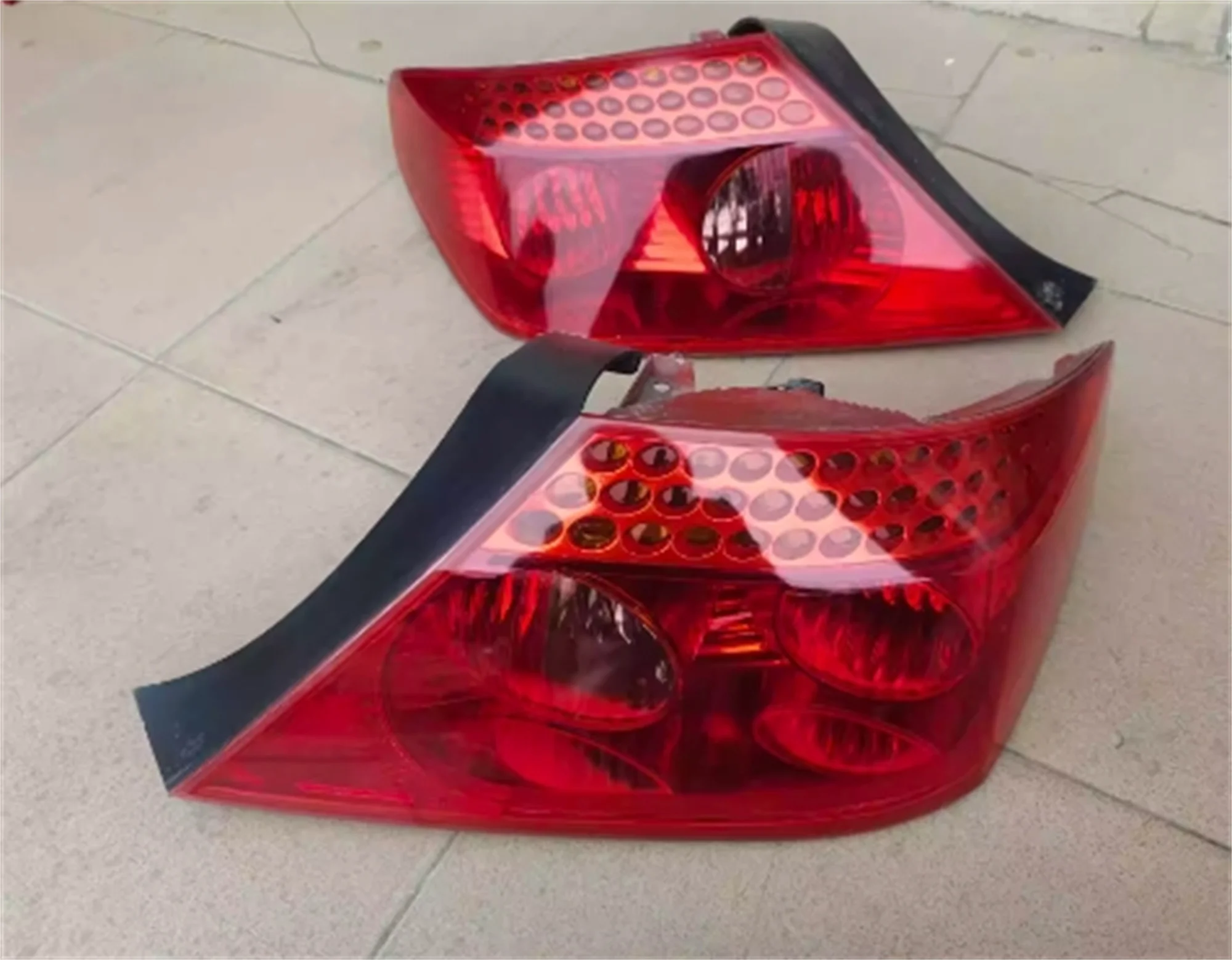 Front Headlight tail light assembly for Peugeot 407 Couper Daytime Running DRL Turn signal