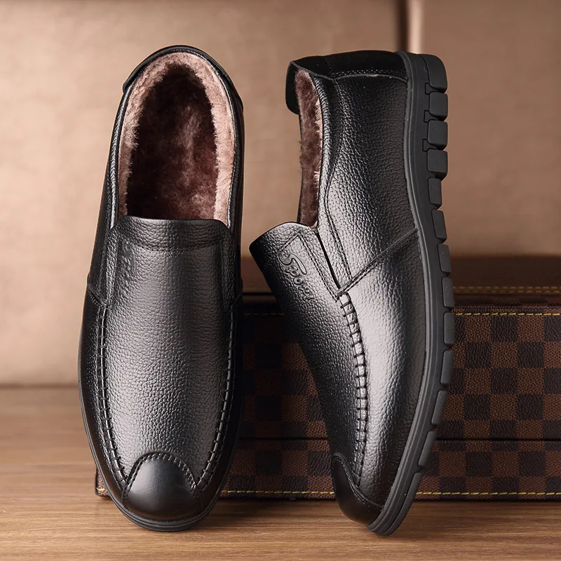 Mocasines cálidos de piel para hombre, zapatos informales de cuero, calzado antideslizante para caminar, suela gruesa, zapatillas de cuero cálidas