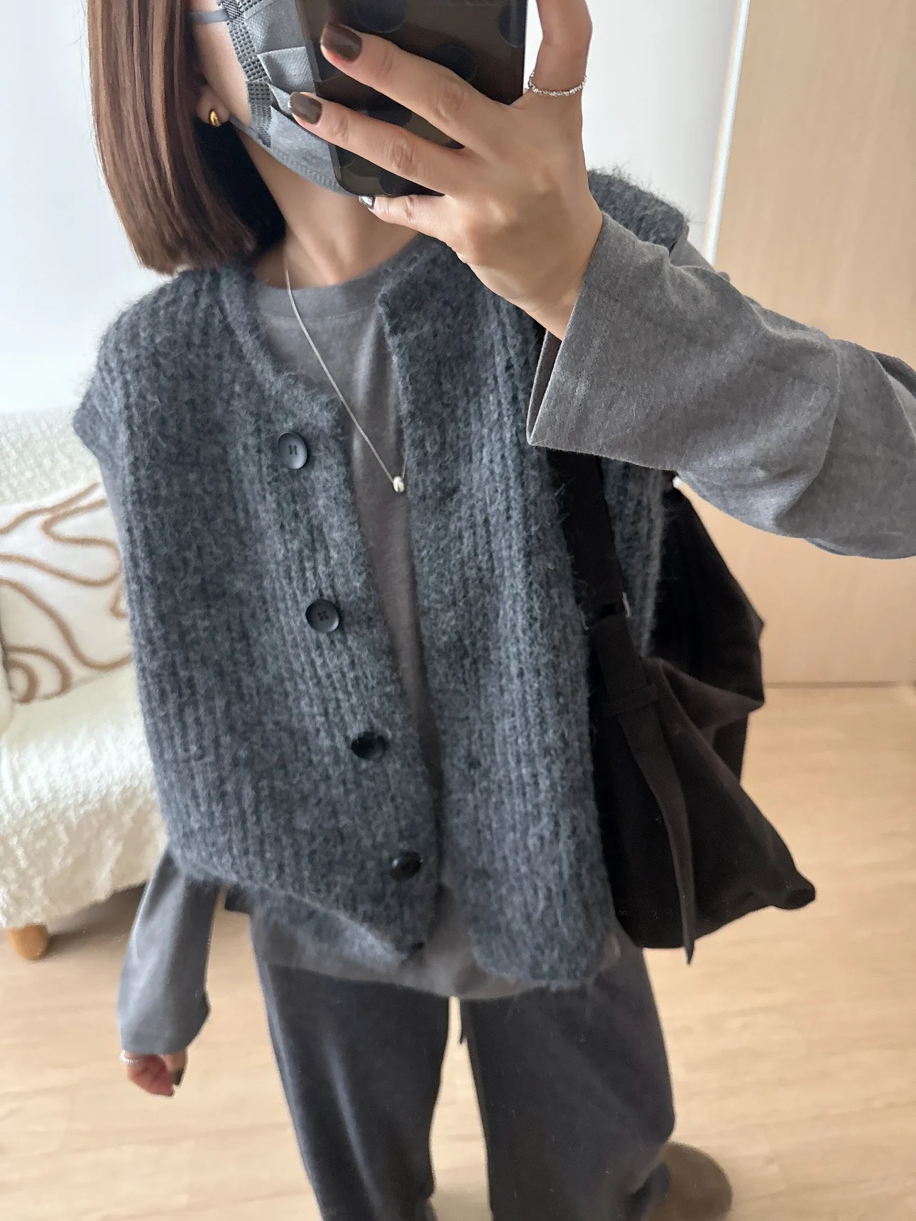 

Floral Ice Cr Loose Knitted Vest Women's Mid-Length Soft Comfortable V-Ne Button-Up Color Polyester Blend Vest