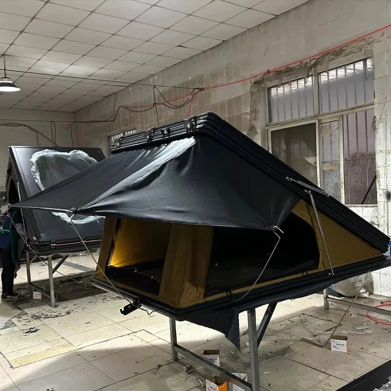 New Arrival Hot Sale 3 Person Customized Aluminum Hard Shell Car Roof Top Tents for Camping Outdoor Sale