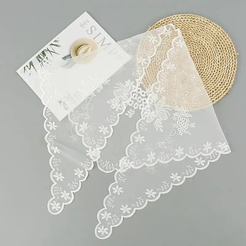 U90E Women Catholic Mass Church Veil ลูกไม้สามเหลี่ยมมวลชนแบบดั้งเดิม Mantilla Veil ละตินมวลมวลชน Mantilla Chapel Veil