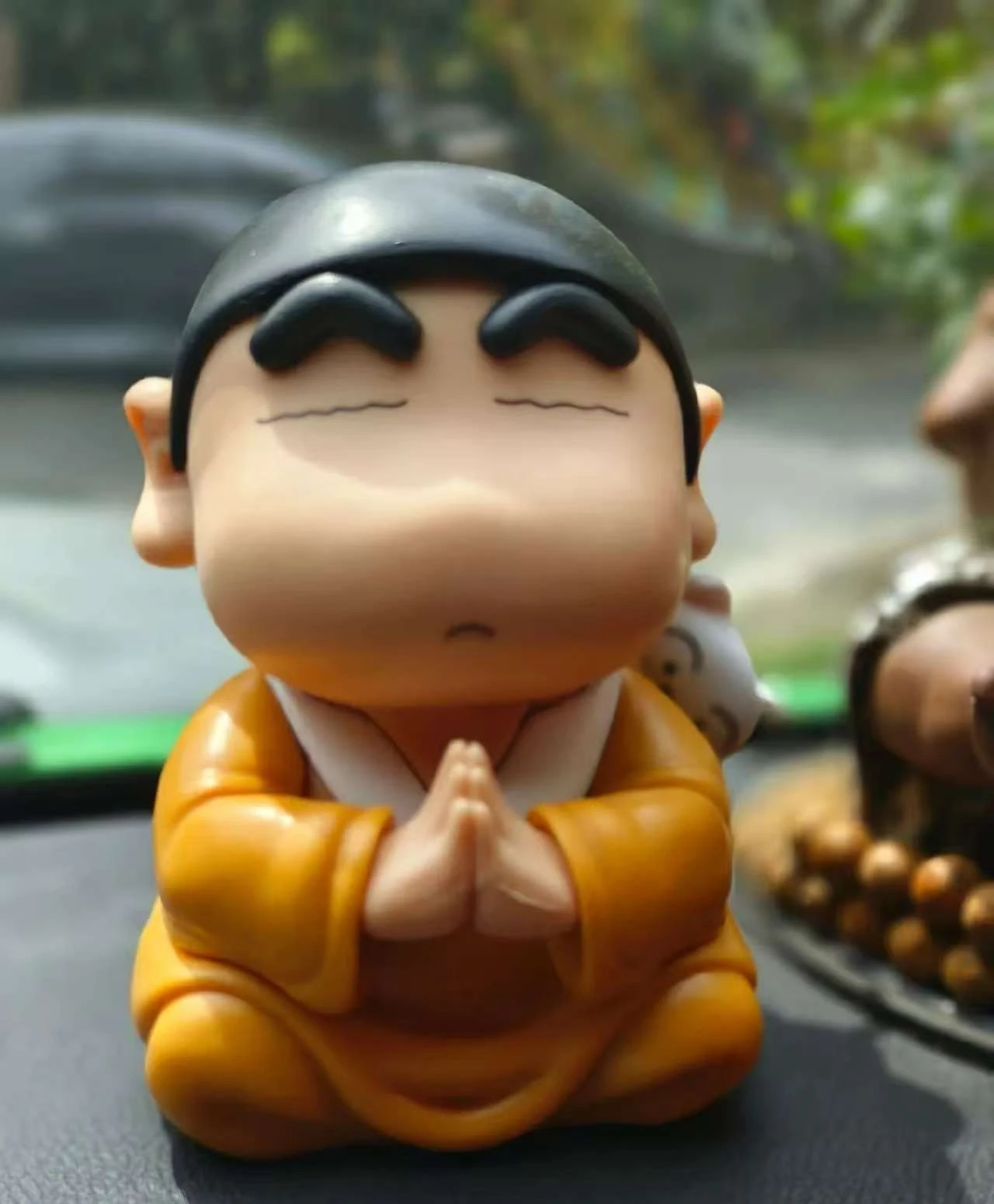 Crayon Shin Chan Cos Buddha Good Luck Compassion Actionfigur Lustige Kawaii-Puppe Hochwertiges PVC-Modell Sammlerspielzeug – Detail 8