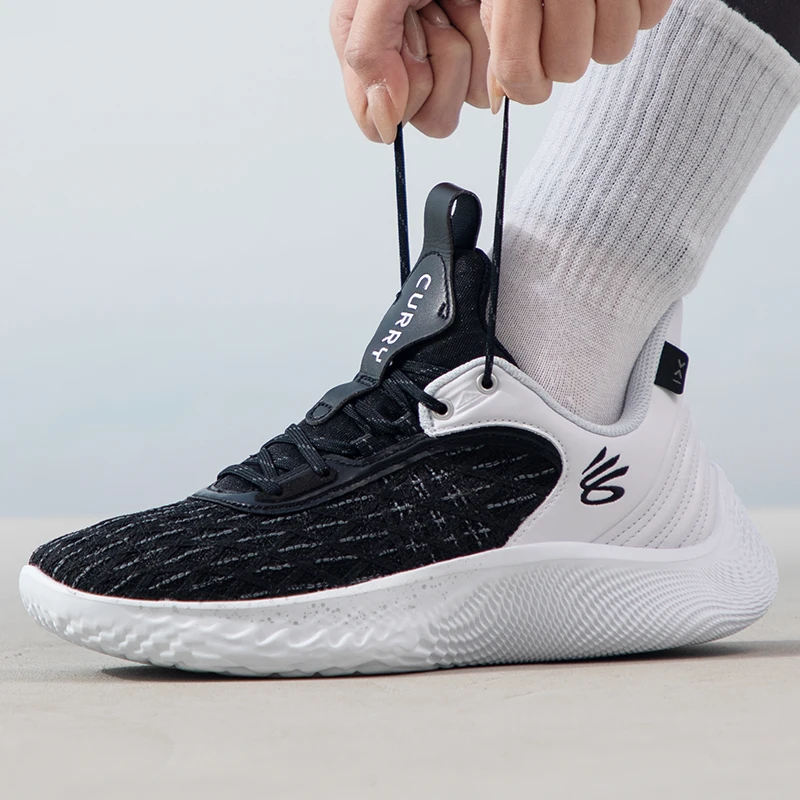 

Under Armour men's shoes 2025 new sports shoes running training shoes wear-resistant trend basketball shoes 3025631-103