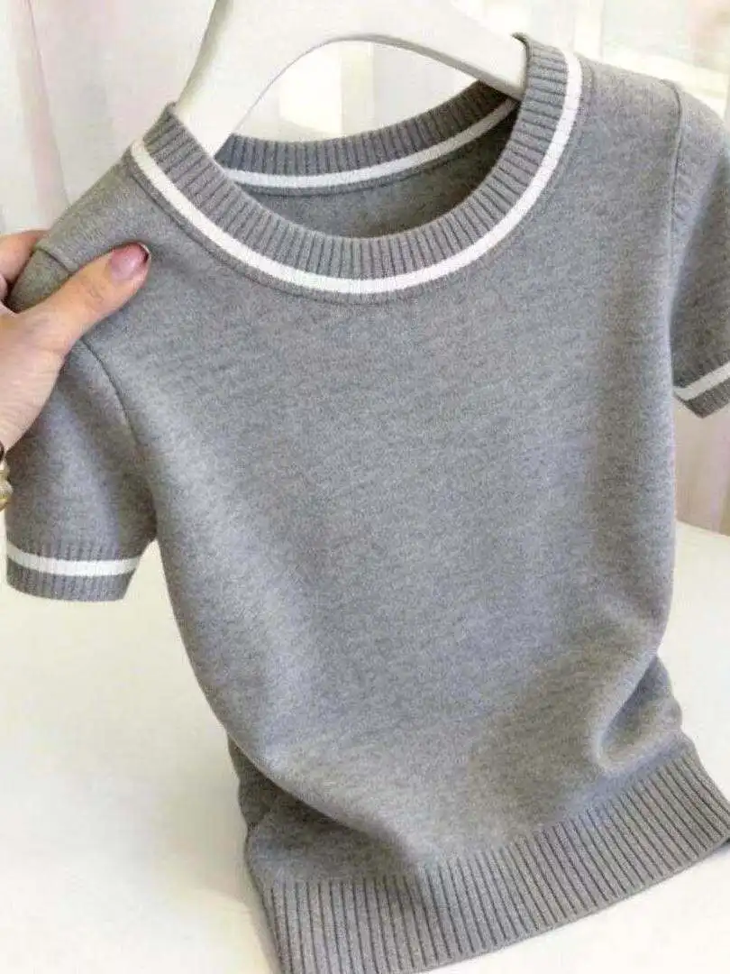 Summer Ladies White Short Sleeve Slim Fit T-Shirt Color Block Short Style Fashionable Top for Small Figures Knitted Casual Wear