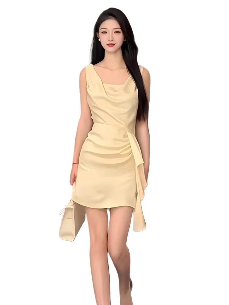 フランスのセクシーなサテンホルターネックドレス レディース 夏新作 ミニ丈Aラインショートスカートデザイン ノースリーブ エンパイアウエスト ガウン レディースドレス