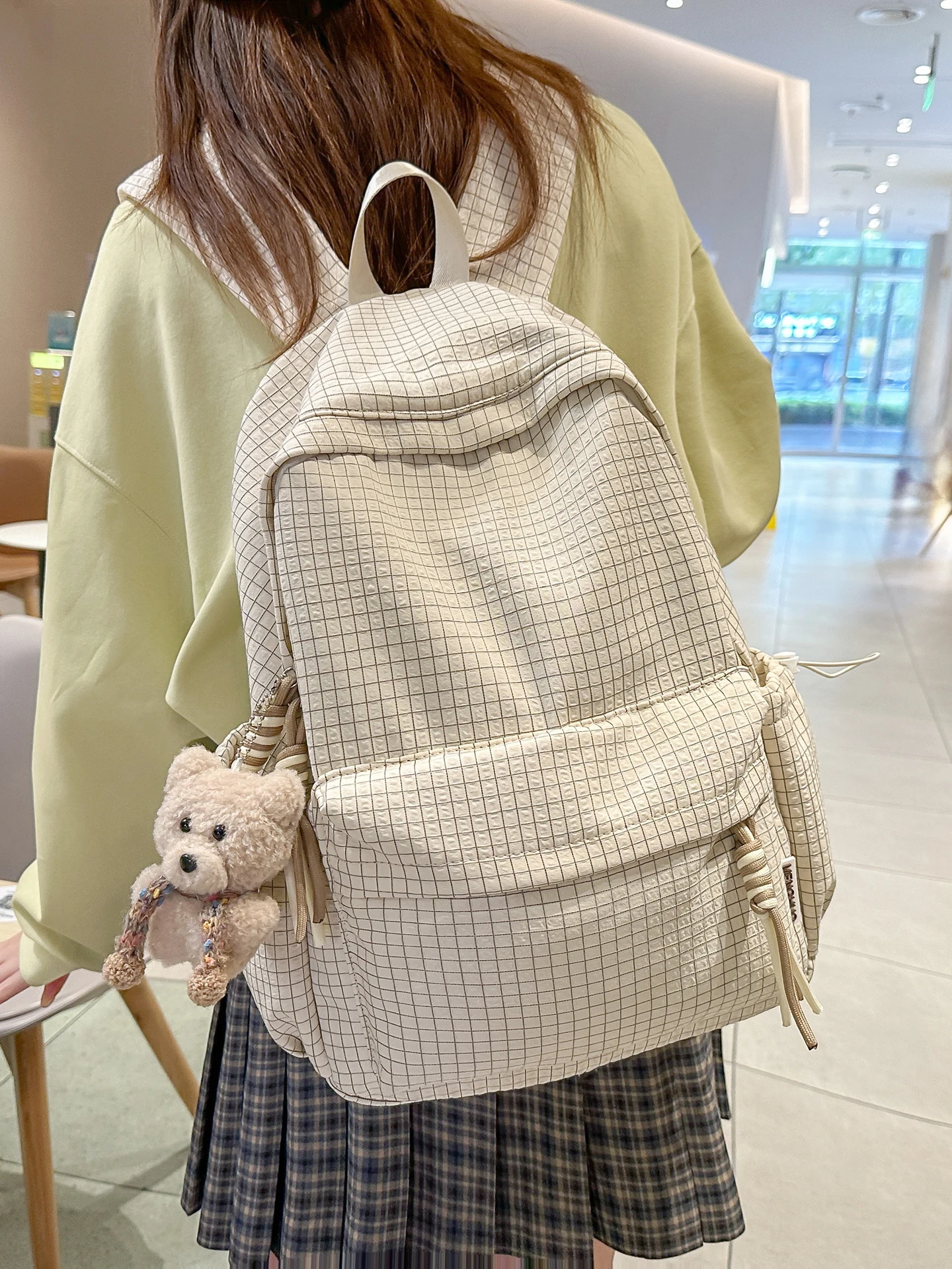 

Yuxi Fish Retro Plaid Large Capacity Lightweight Student Backpack Women's Bag with Bear Pendant British Style Soft Handle