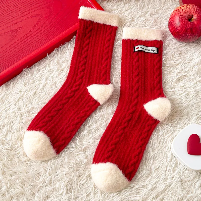 1/5 أزواج من الجوارب النسائية المطرزة الصغيرة القابلة للتنفس الدافئة المتوسطة السميكة في الشتاء، جوارب كاجوال بسيطة لطيفة