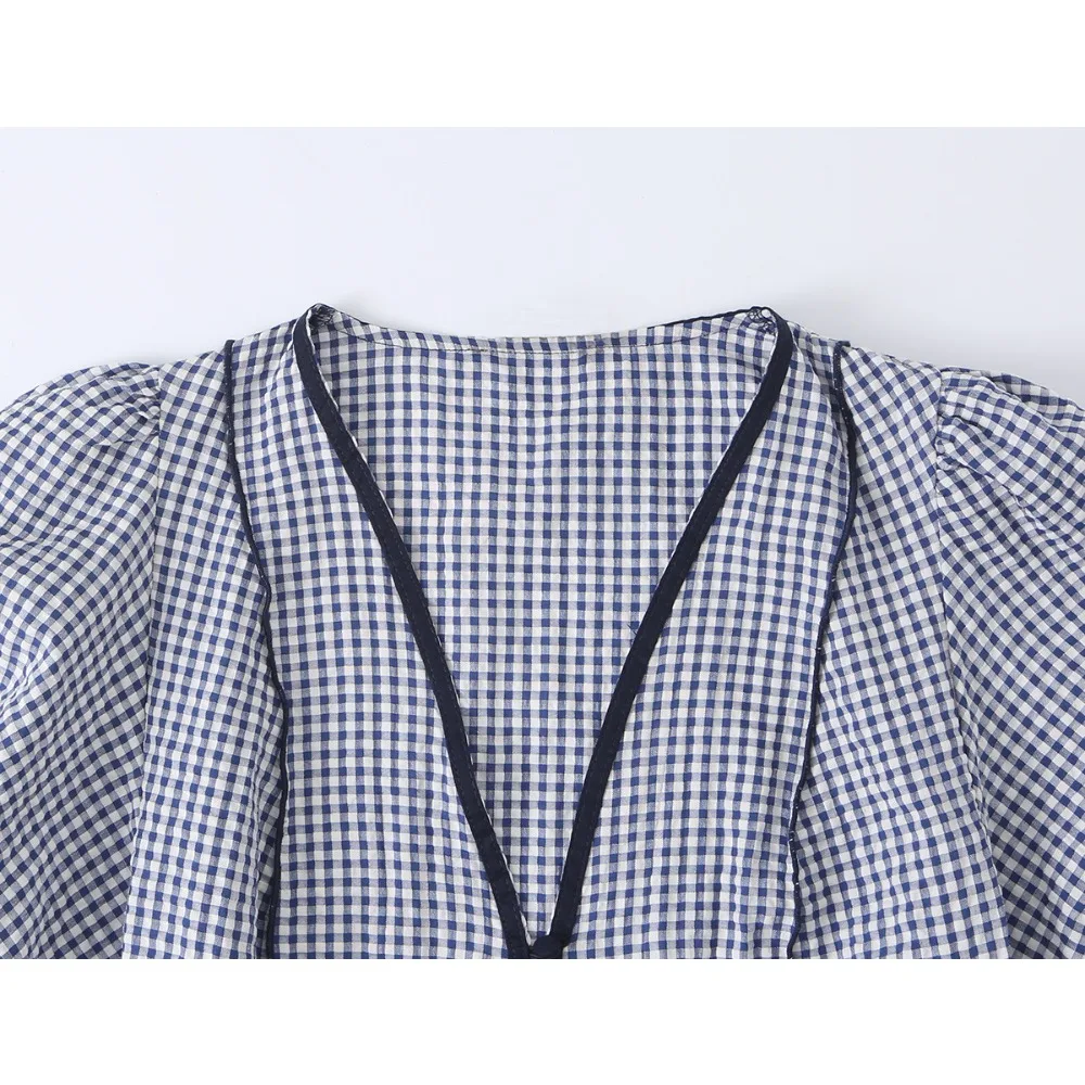 New in Summer Women Gingham Peplum Blouse with A-line Hem Elegant Stylish V-neck Short Balloon Sleeves Blouse with Elastic Cuffs 2