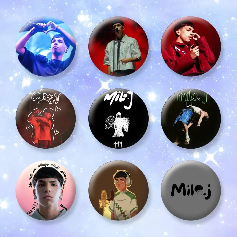 

M-Milo J La Vida Era Mas Corta Badges Creative Tinplate Button PinsBrooch Badge Clothes Backpack