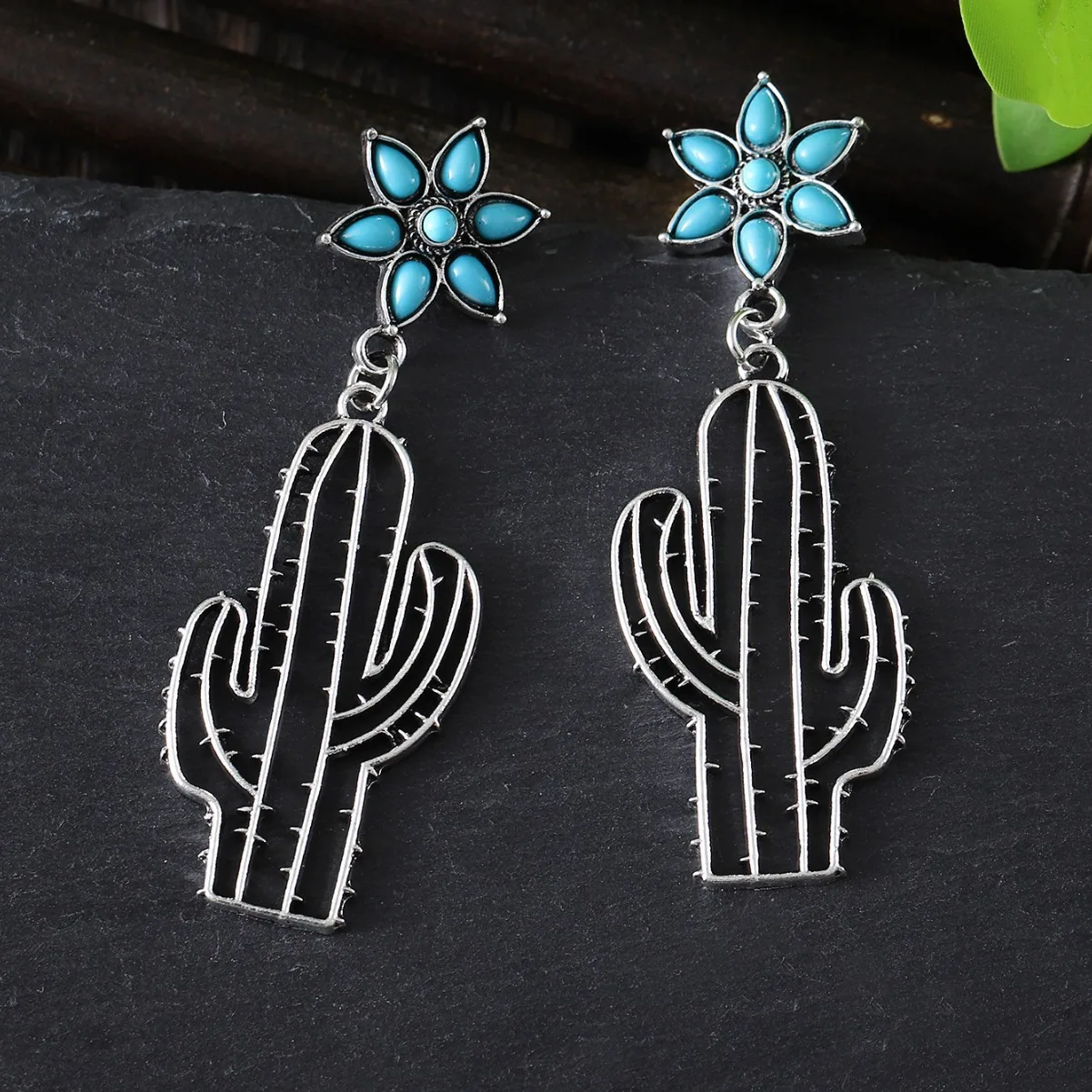 DIY accessories Cross-border European and American western style retro flower inlaid turquoise earrings female bohemian cactus e