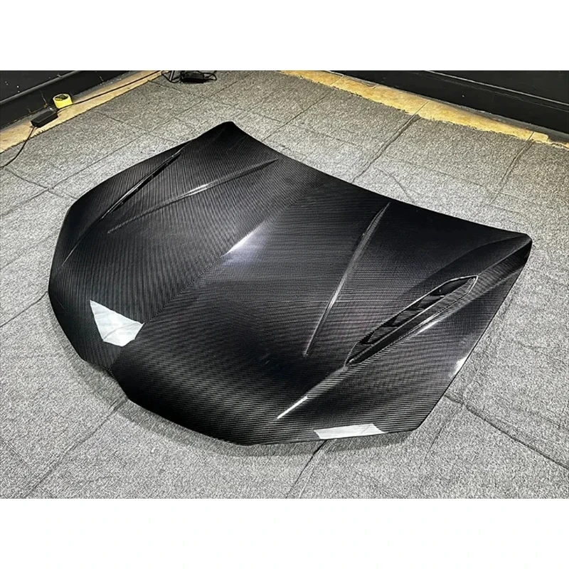 Factory Hot Sale High Quality P-Style Dry Carbon Fiber Hood Body Kit URUS