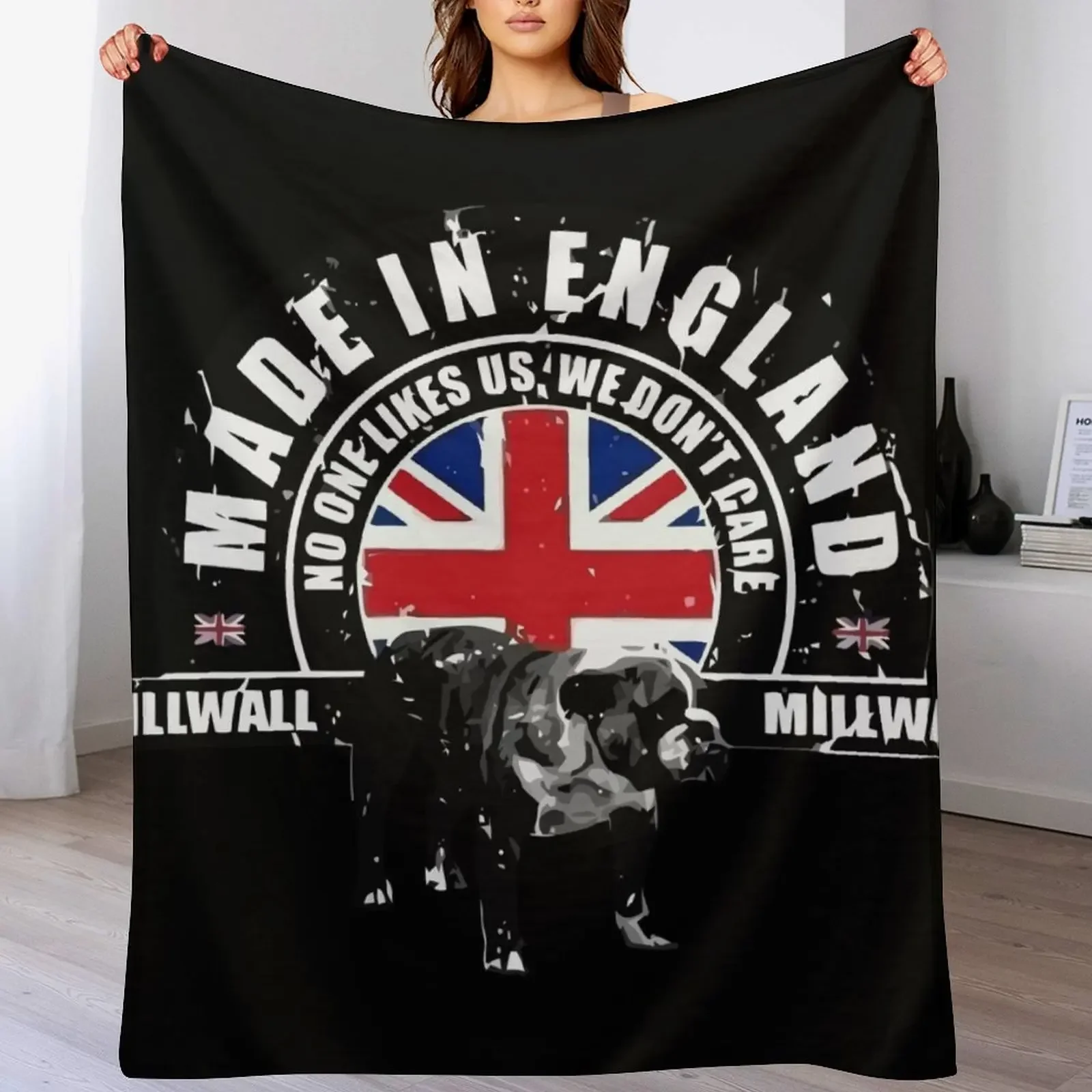 

Millwall Made in England Throw Blanket Beautifuls Furry Luxury St Multi-Purpose Blankets