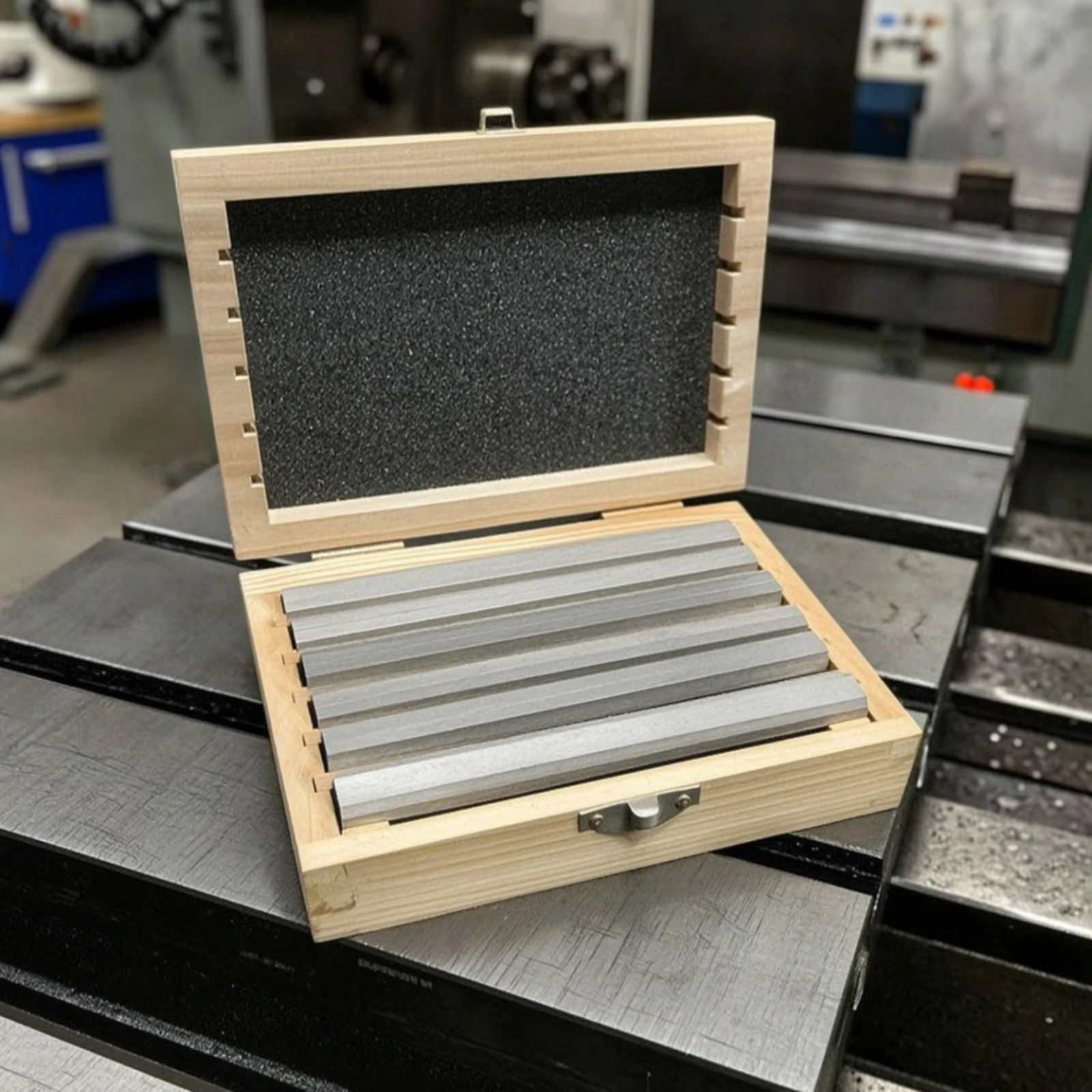 12 Pieces Milling Vise Parallels Fitted Precision Parallels Parallel Blocks with Wooden Case Rectangular Tooling Long-Lasting