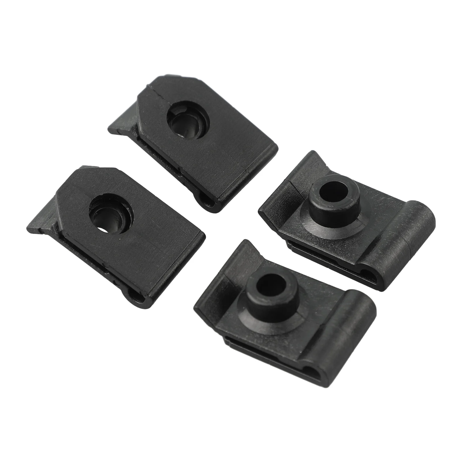 Practical U Nut Front Fender Liner Clip For Toyota 53879-22010 Nylon Material 1/4 Inch Screw 19mm Width 29mm Length