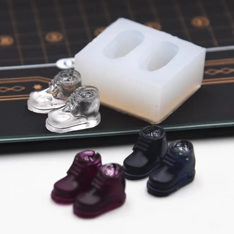 Doll Mini UV Crystal Gule Sports Shoes Silicone Mold Ultra Light Clay DIY Animation Character Shoes Polymer Making Tools
